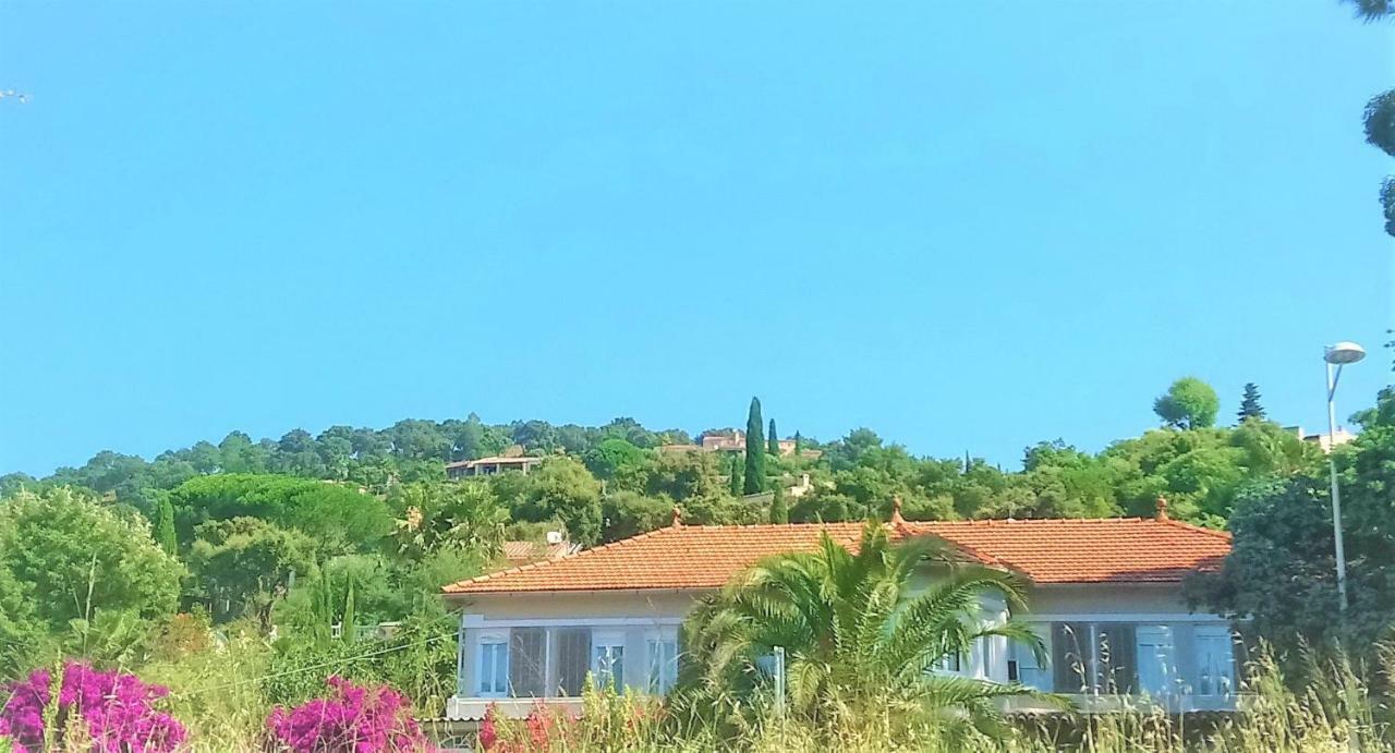 Hotel Les Jardins de Bormes Buitenkant foto